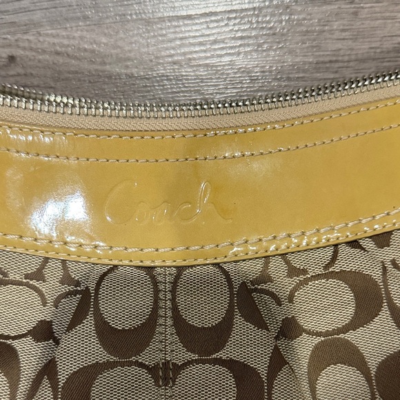 Coach Tan and Yellow Signature Shoulder Bag - Picture 2 of 6